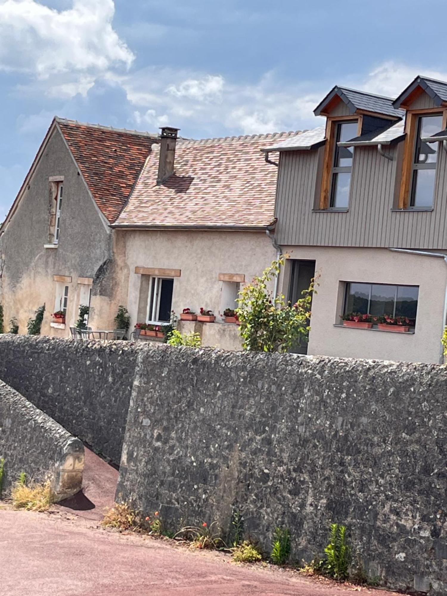 Maisons D'Hotes Du Chateau Au Grand Pressigny Le Grand-Pressigny Eksteriør billede